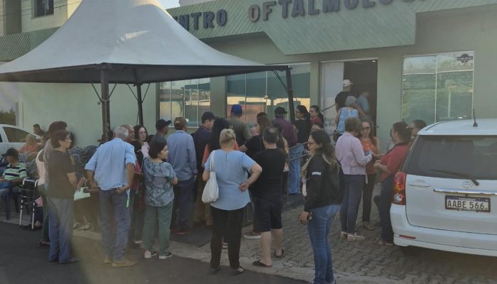 Atendimento oftalmológico e exames de prevenção ao glaucoma realizados pelo Rotary Club Fronteira em Ponta Porã.